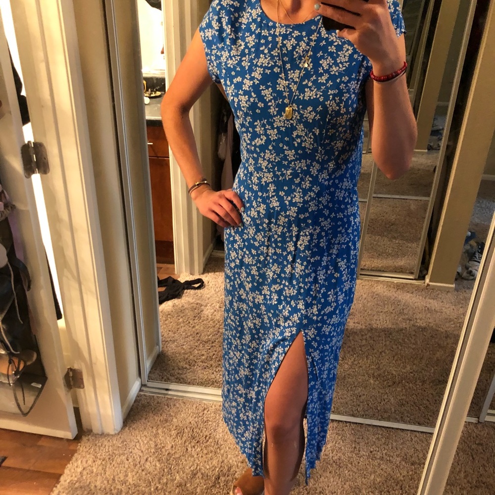 Blue VICI floral midi dress with slit